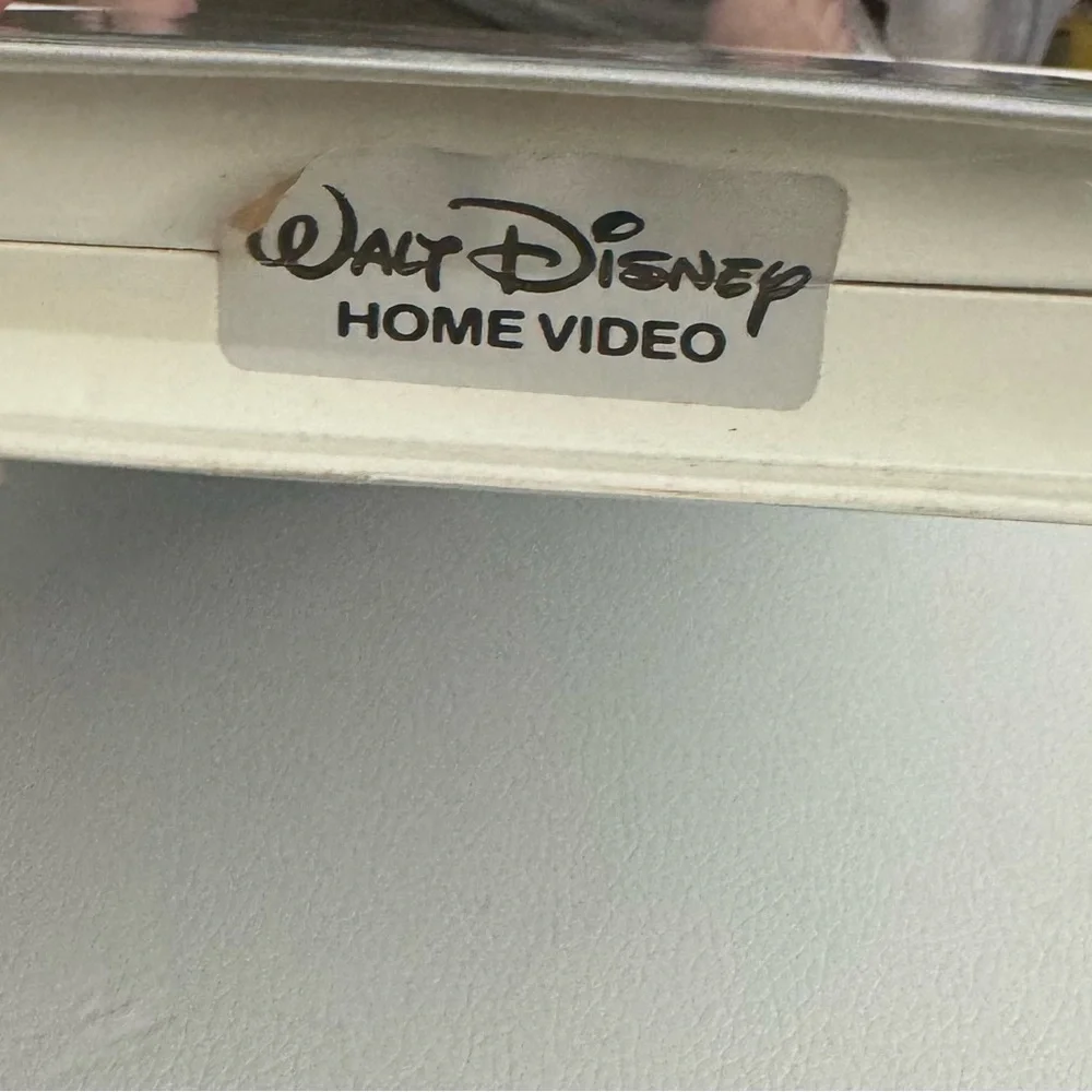 Walt Disney Pocahontas VHS tape
